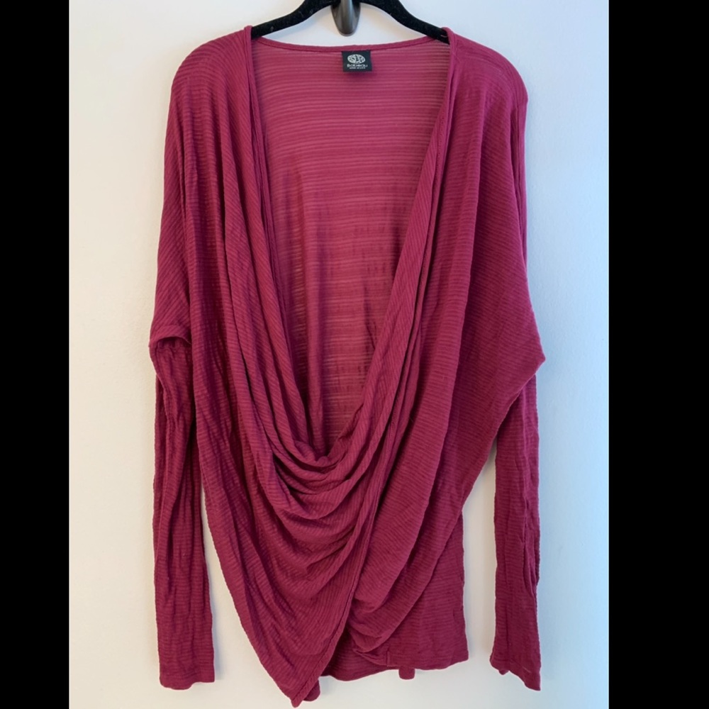 Bobeau burgundy twist front sweater